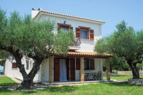 Oliva Cottage - Serenity with Mountain Views